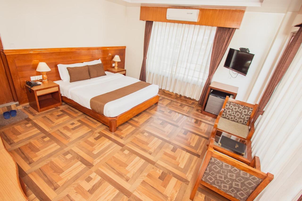 Mount View Pokhara Hotel Exterior photo